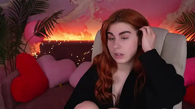 GingerPinky Adlı Modelin Canlı XXX Sohbeti