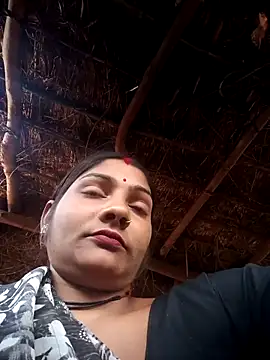 Hotty_raghni webcam show