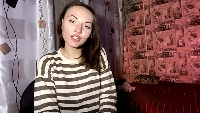 JuliaCurletteye Adlı Modelin Canlı XXX Sohbeti