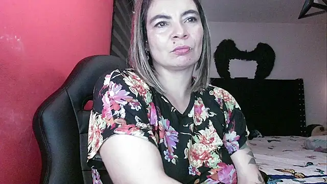 charlotedoll 现场XXX聊天