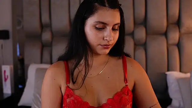 Chat XXX en directo de Luu_Princess