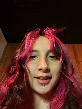 _Laary_Lily's Live XXX Chat