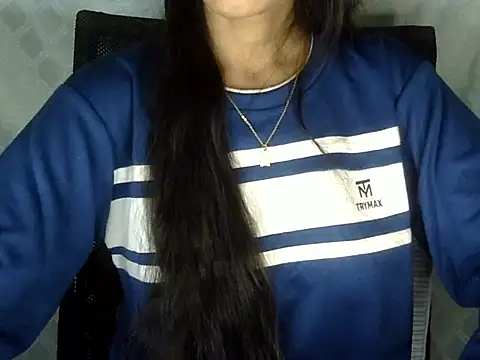 Shazi_1 webkamerás műsora