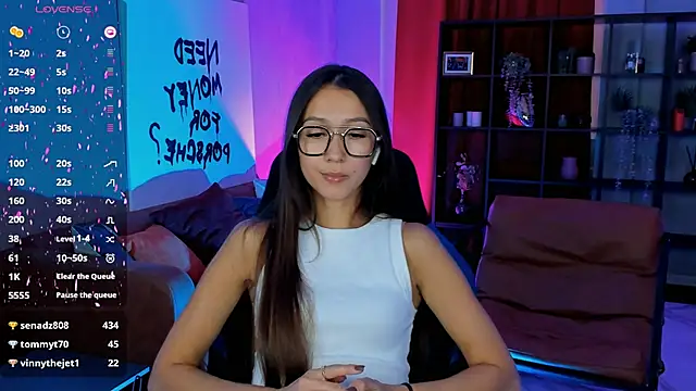 LanaBaker – Naživo XXX chat