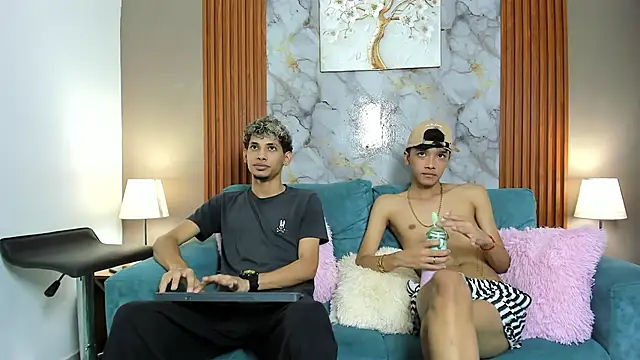 YOUNG_BOYS_HELL Live XXX-Chat