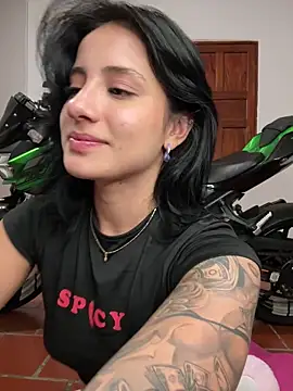 Ale_Lewis live XXX chat