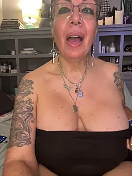 dieseldame1313 live XXX chat