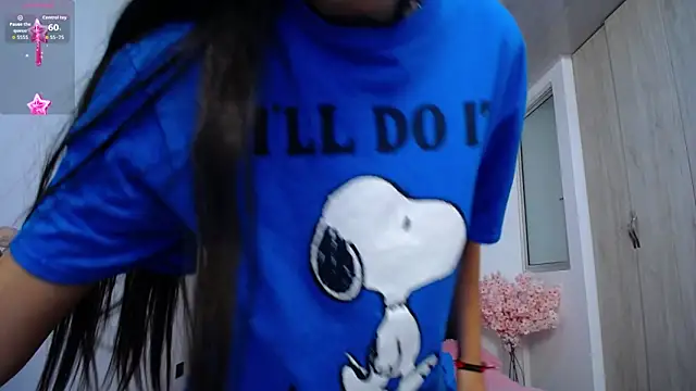 pinky_f00x: онлайн-секс-чат