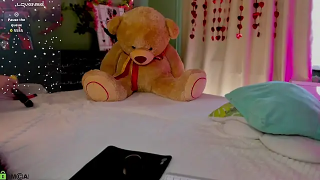 Chatroom XXX en direct de miss_lisaaa