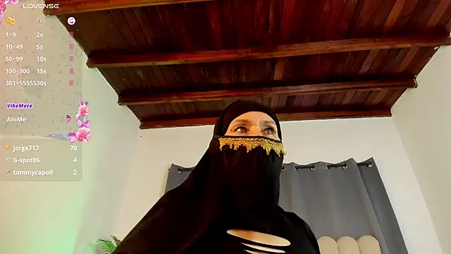 Latifa_ali's Live XXX Chat