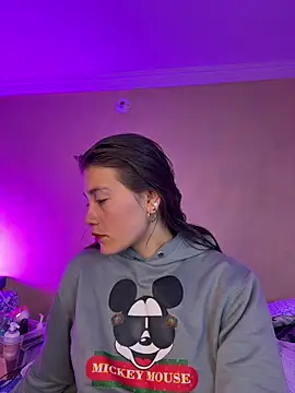 แชท XXX สดของ aurora_divine