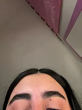 Miichii: απευθείας συνομιλία ΧΧΧ