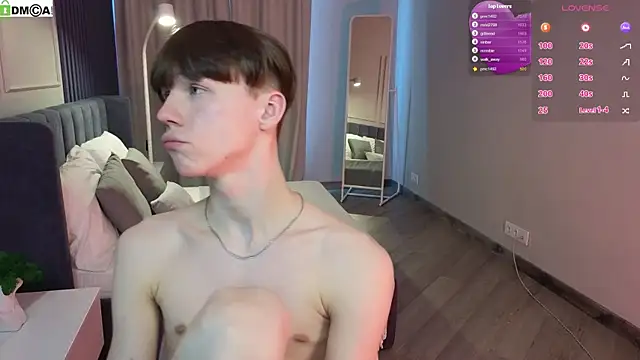 cuMte_boy live XXX chat