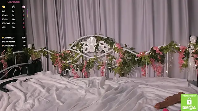 Pauline_wish's Webcam Show