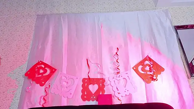 Charlotte_pm Chat XXX live