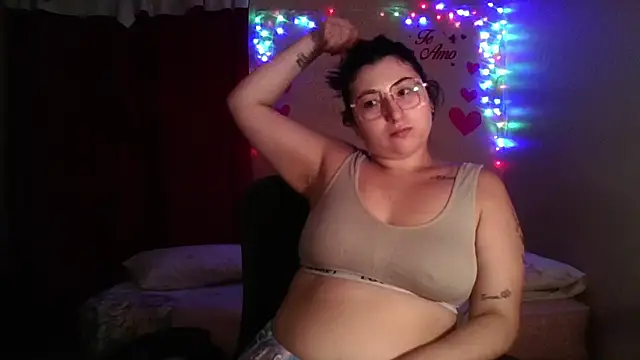 Chatroom XXX en direct de imsohornydacom