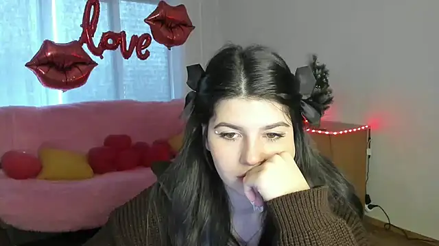 Онлайн чат XXX KisaModel