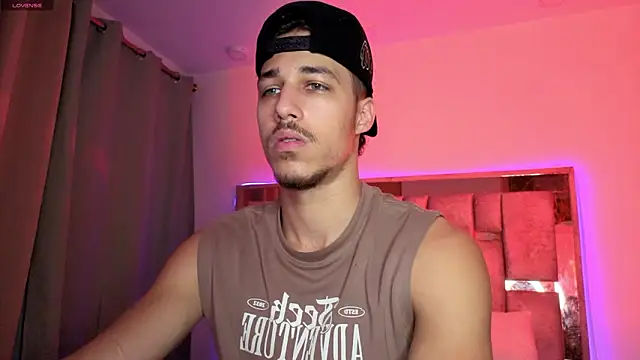 Chat +18 de orionblaze69_ ao vivo