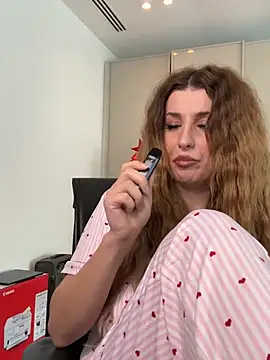 RoxxyDallas Show in webcam