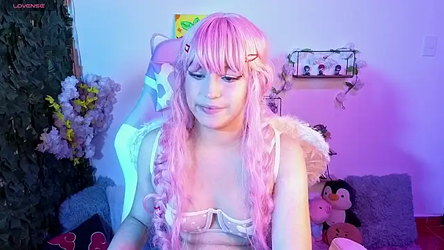 Eymmy_24 Show in webcam