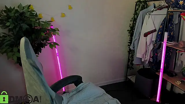 Mia_R0ss live XXX chat