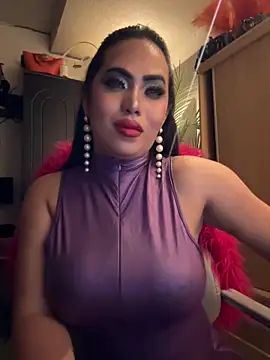 Chatroom XXX en direct de BigDominaMia