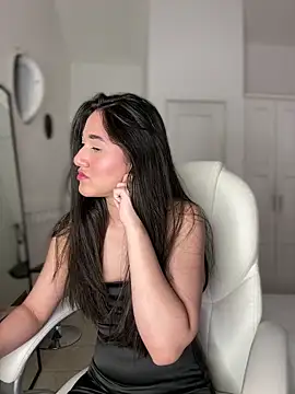 แชท XXX สดของ julieta_jhonss