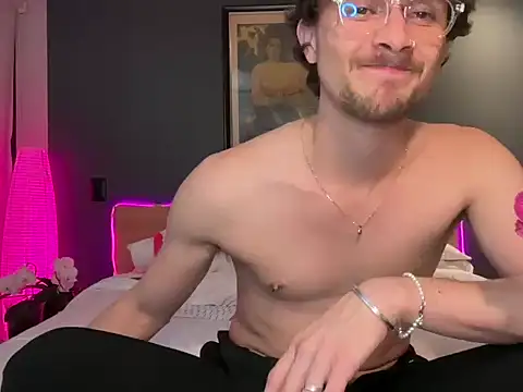 mcklister_kinky_feets: вебкам-шоу