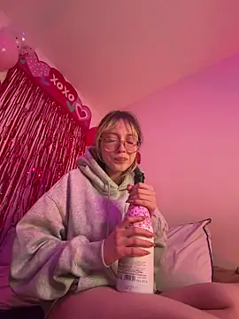 ReenKitty 라이브 XXX 채팅