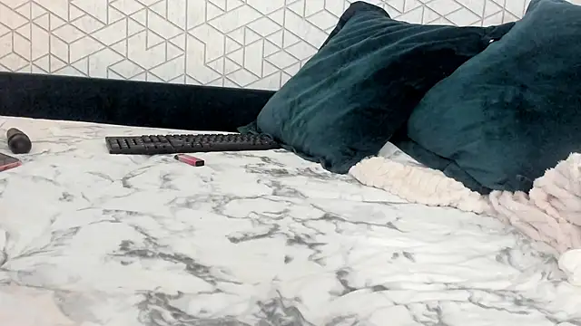 NayaValen: απευθείας συνομιλία ΧΧΧ