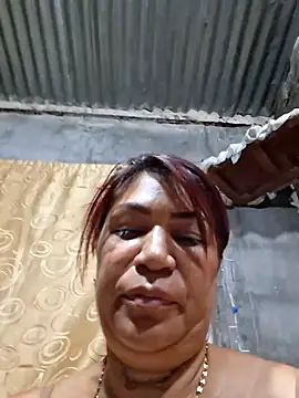 Czat XXX na żywo – Naughty_Mature69