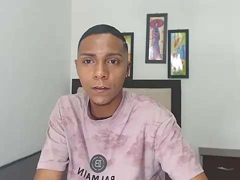 hotboyluxe's Webcam Show