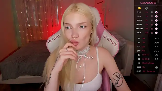 AnyaTaylor_ 现场XXX聊天