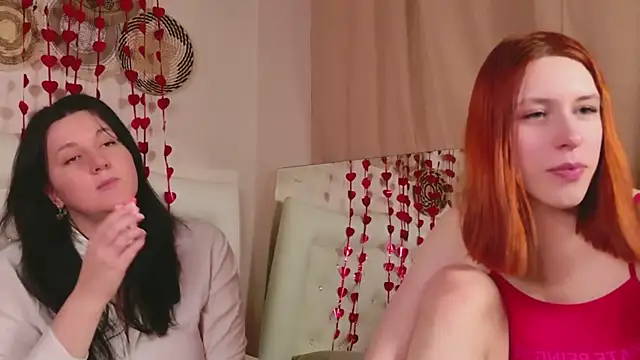 دردشة Mikka_Blush الجنسية المباشرة