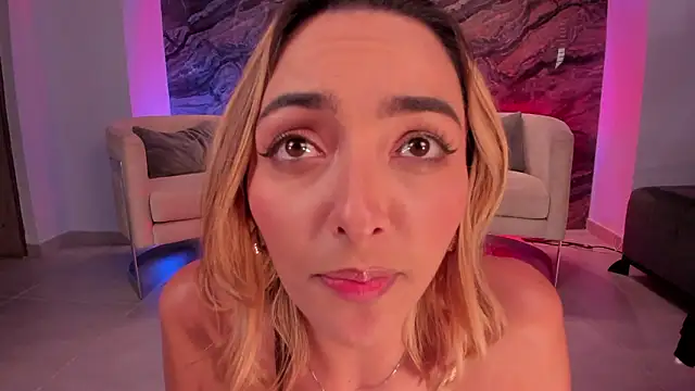 Chat +18 de MelissaMoore_ ao vivo