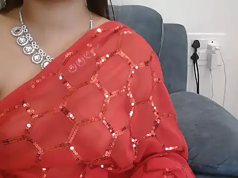 Pertunjukan Kamera Web GoddessAyeshaA