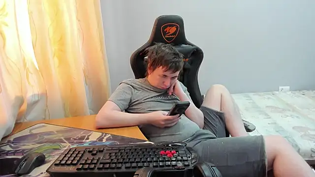 Chat +18 de iliaskrislove ao vivo