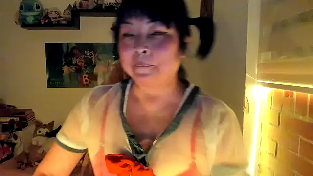 Shaddycute_ Adlı Modelin Canlı XXX Sohbeti