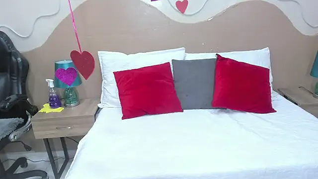 Chat +18 de Enrrixxx_ ao vivo