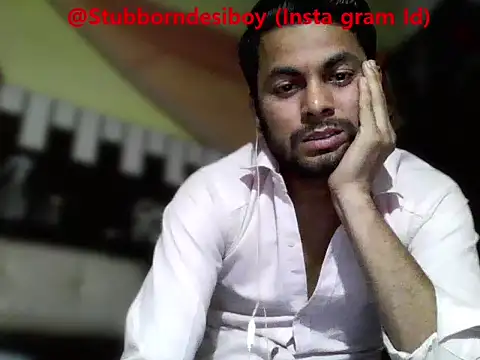 Chat +18 de Stubborndesiboy ao vivo