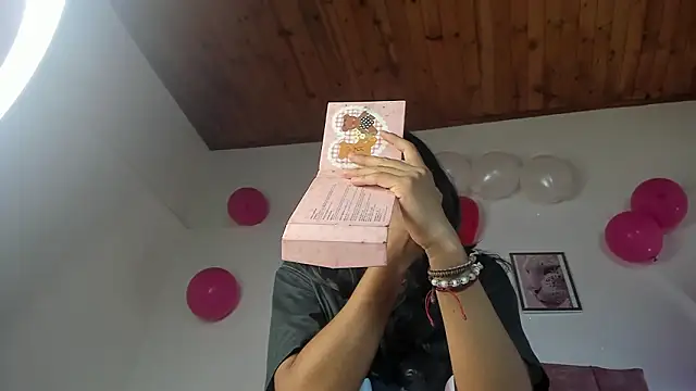 luna_velveth লাইভ XXX চ্যাট