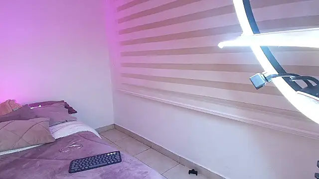 Sky_Intimate Pertunjukan Webcam