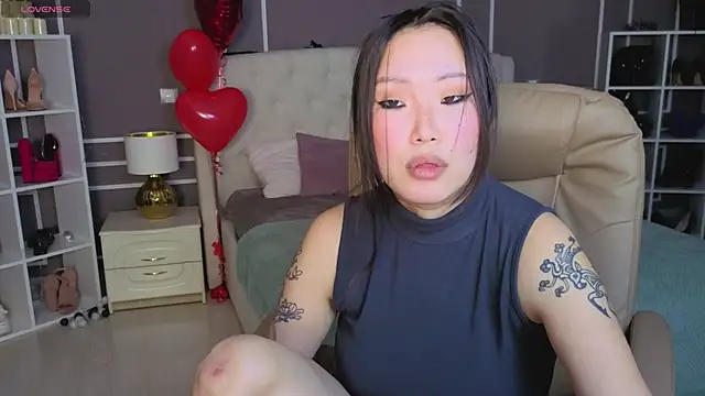 ElinaMotion 现场XXX聊天