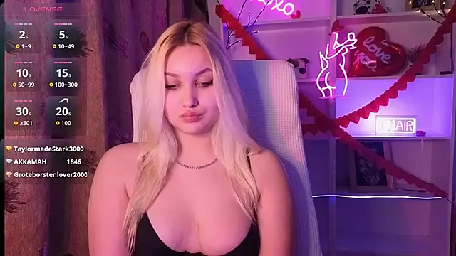 adrelaxinan Live XXX chat