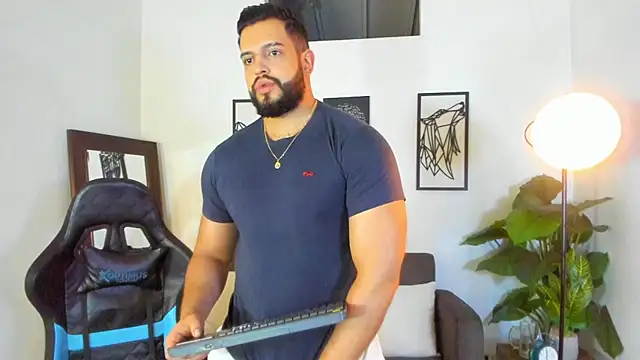 Justin_kingX7 live XXX chat