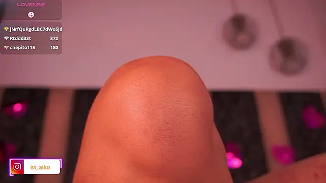 Chatroom XXX en direct de Ivi_Aiko
