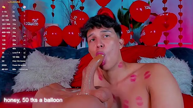 แชท XXX สดของ Leo_Savage_