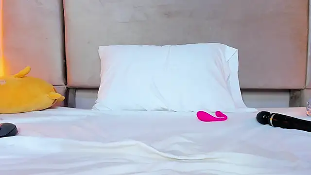 isabel_sofiaa élő XXX-chatje