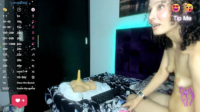 Ninna_Vergara – Live XXX-chat