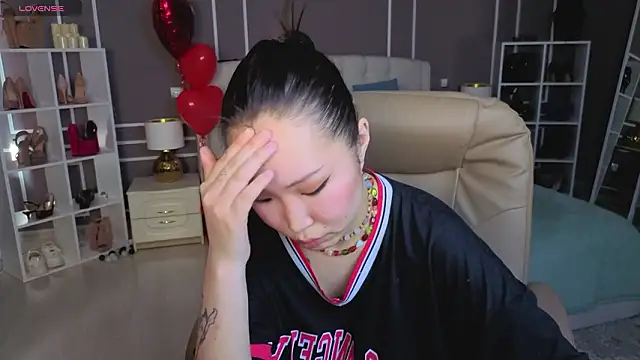 ElinaMotion Chat XXX live